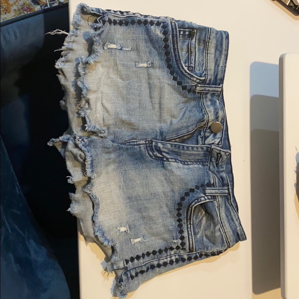 Lord & Taylor Jean shorts